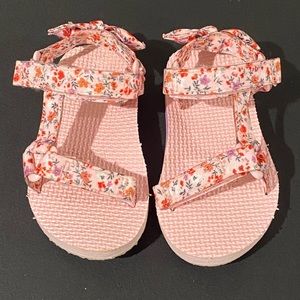 Wonder Nation Pink Floral Sandals with Velcro sz 7C